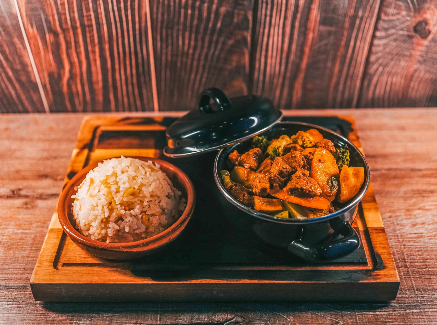 Sebzeli güveç (vegetarisch)